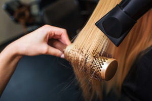 Which Hair Salon Services Help Frizzy Hair?